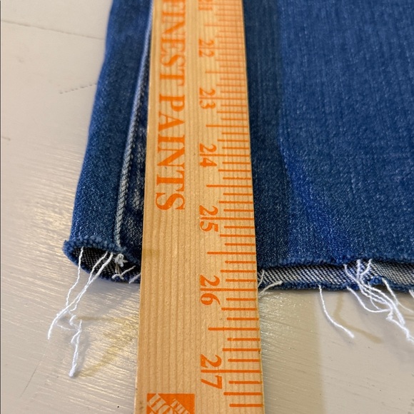 L'Agence Kendra High Rise Crop Flare Jeans Size 30 - Picture 8 of 13